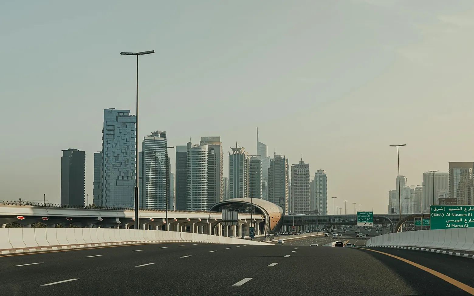 Jumeirah lake towers, dubai and city